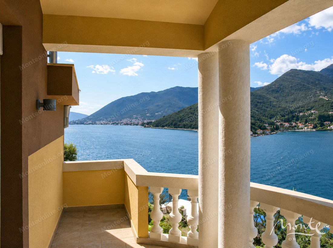 House in Lepetani, Kotor Municipality, Montenegro 5 - 18402426