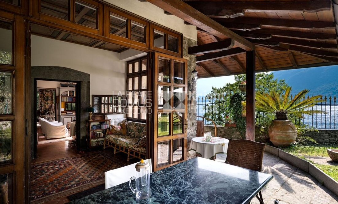 Villa in Pognana Lario, Lombardy, Italy 3 - 17356020