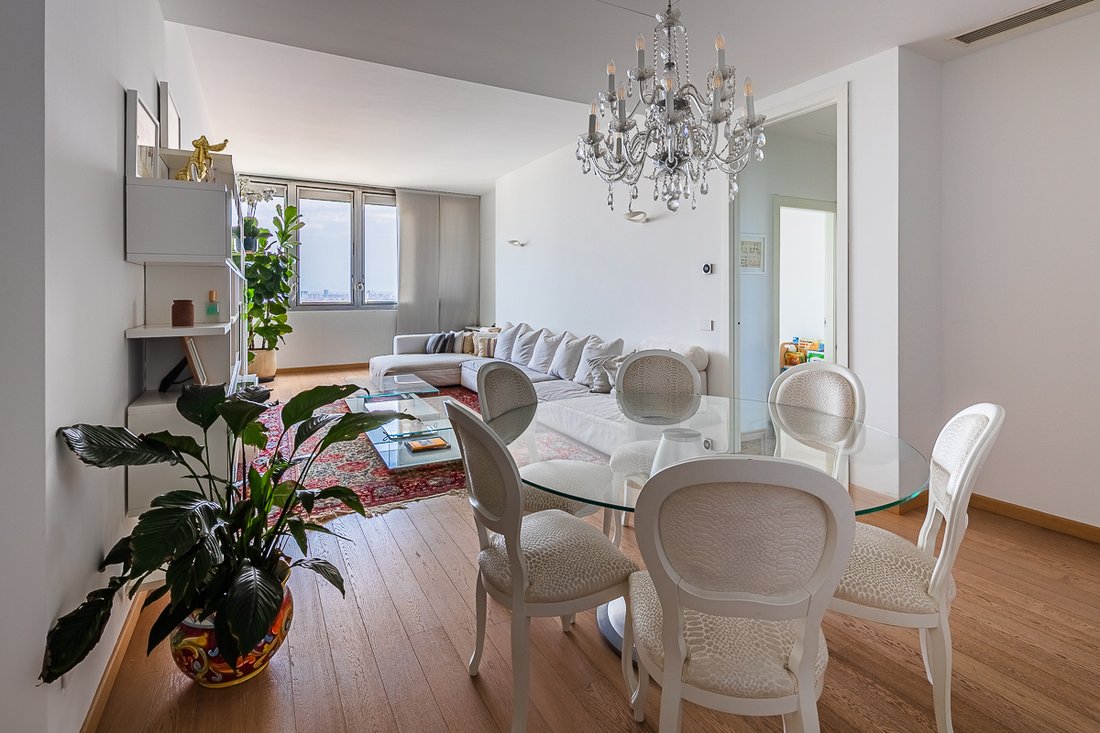 Apartment in Porta Venezia - Repubblica, Milan, Italy 4 - 18402355