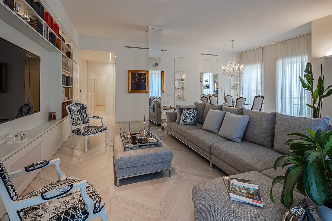 Apartment in Garibaldi - Porta Venezia, Milan, Lombardy 3 - 18402505