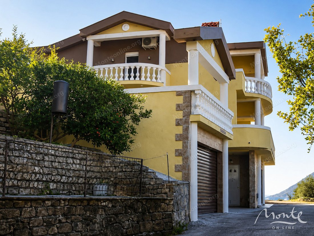 House in Lepetani, Kotor Municipality, Montenegro 2 - 18402426