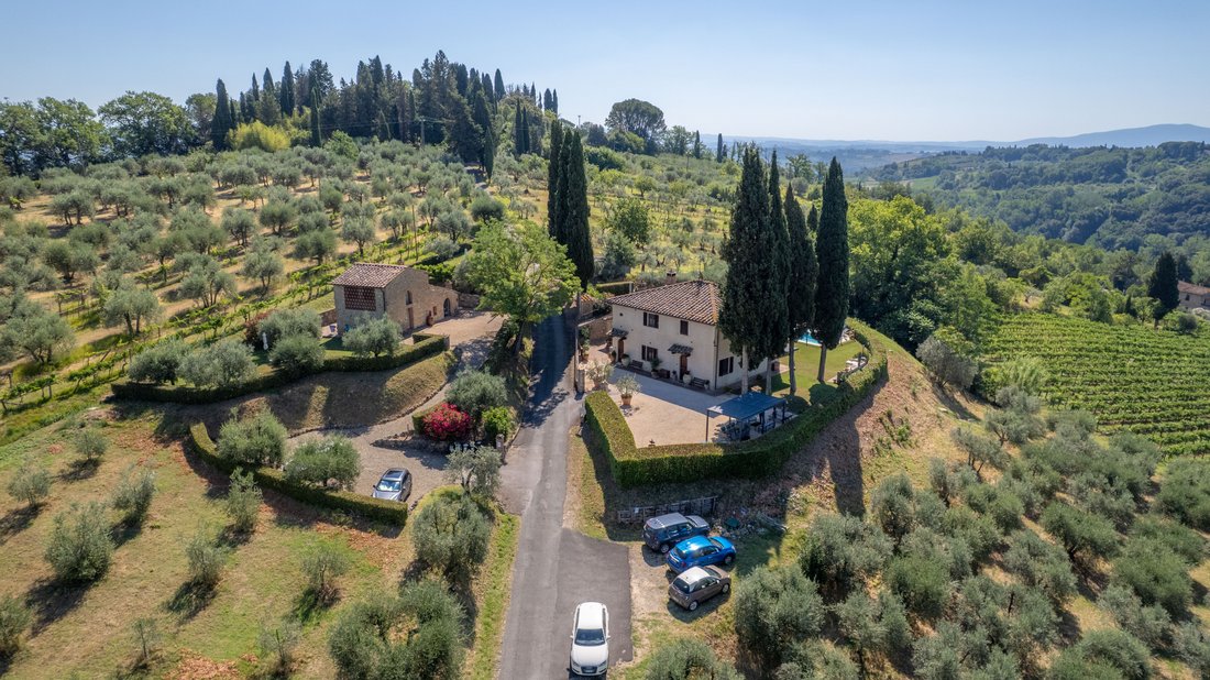 Villa in San Gimignano, Tuscany, Italy 2 - 18402382