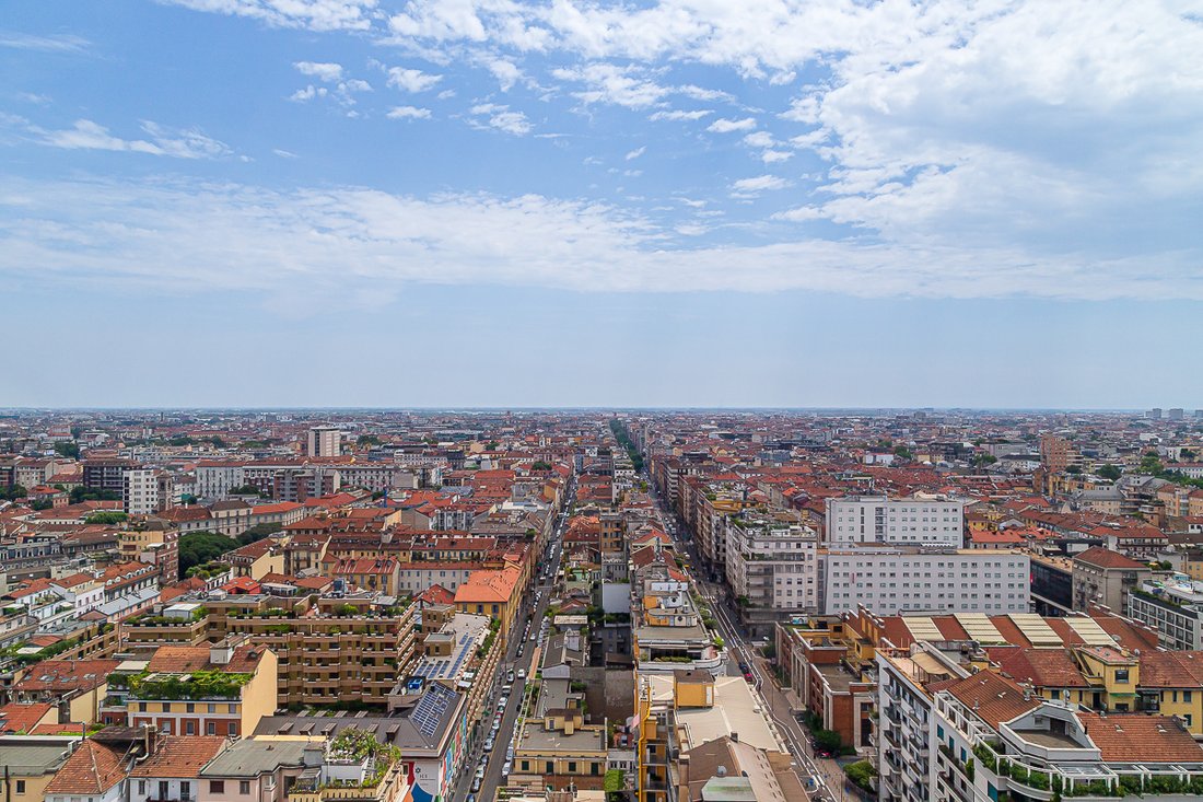 Apartment in Porta Venezia - Repubblica, Milan, Italy 2 - 18402355