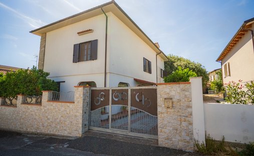 Villa à Serragrande, Rosignano Marittimo, Italie 1