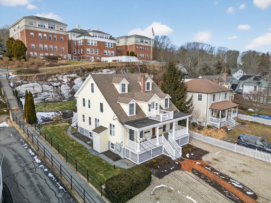 House in Groton, Connecticut, United States 1 - 18402616