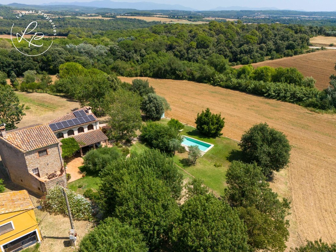 Country House in Navata, Catalonia, Spain 3 - 18400472