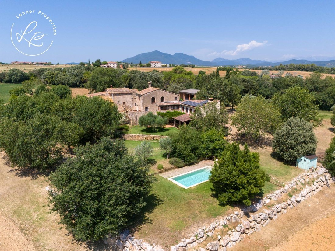 Country House in Navata, Catalonia, Spain 1 - 18400472