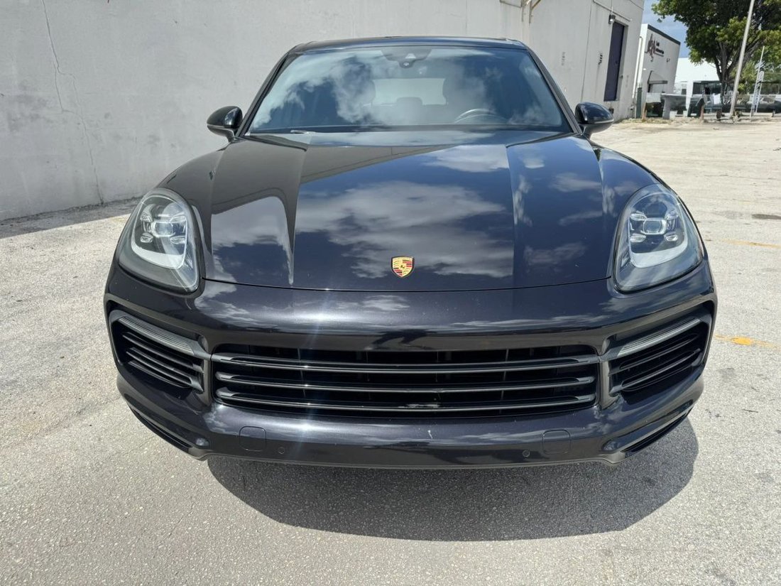 Suv in Miami, FL, United States 3 - 18400737