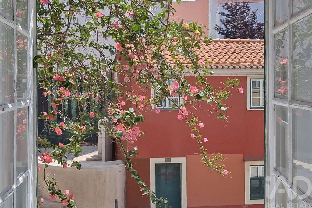 Apartment in Santo Antonio, Lisbon, Portugal 3 - 18402215