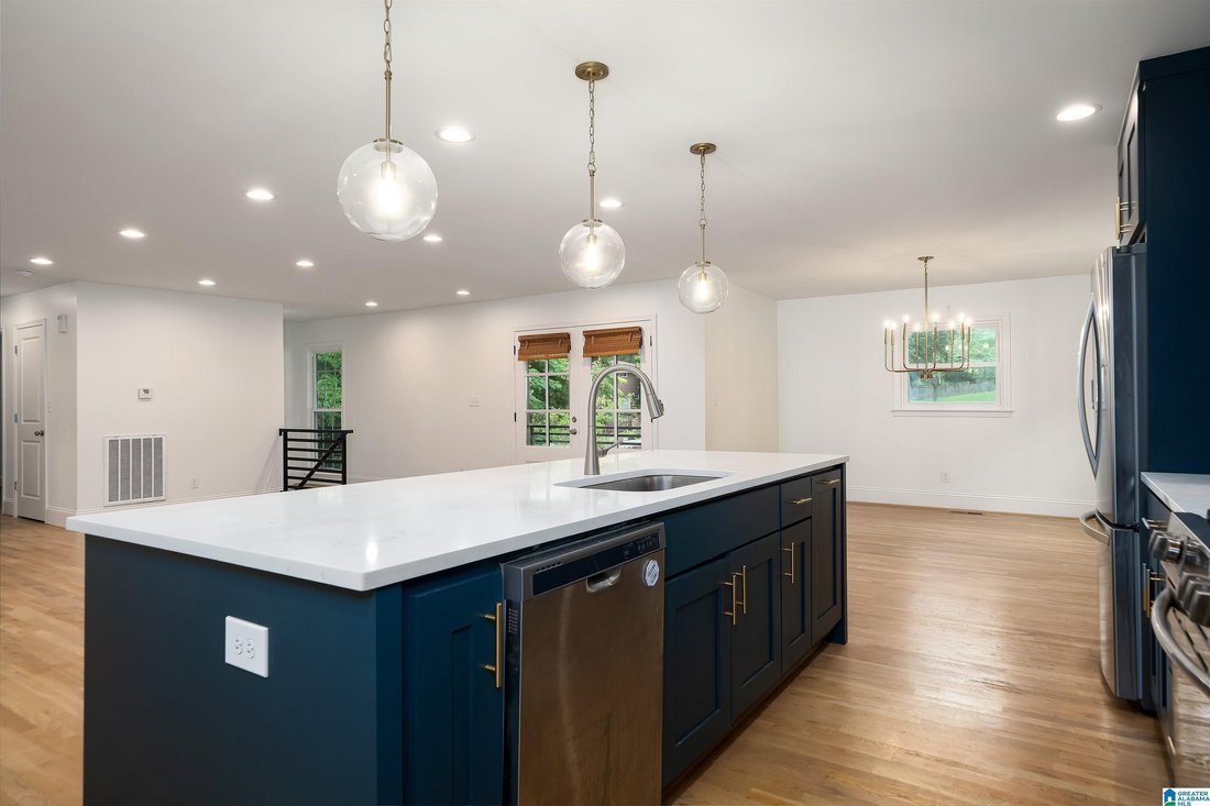 House in Mountain Brook, Alabama, United States 3 - 18402348