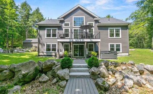 House in Naples, Maine, United States 1