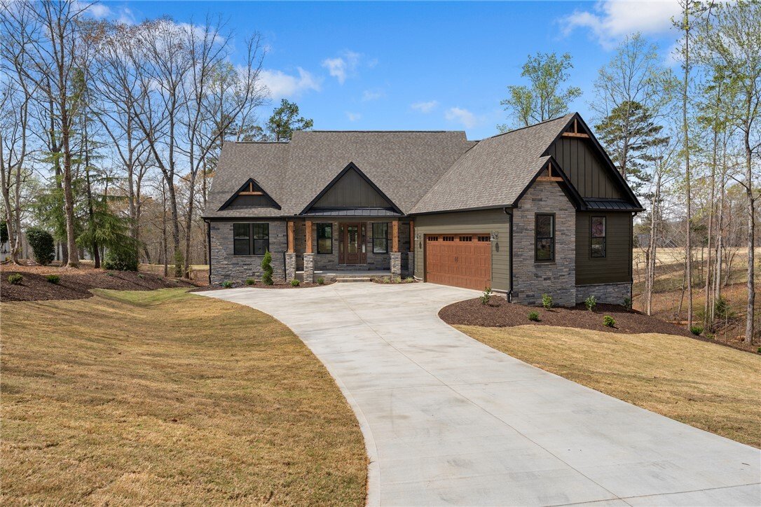 House in Seneca, South Carolina, United States 2 - 18402026