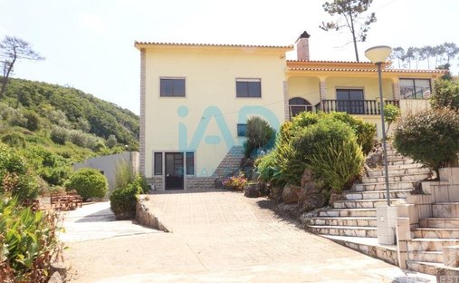 Farm Ranch in Rolica, Leiria District, Portugal 1