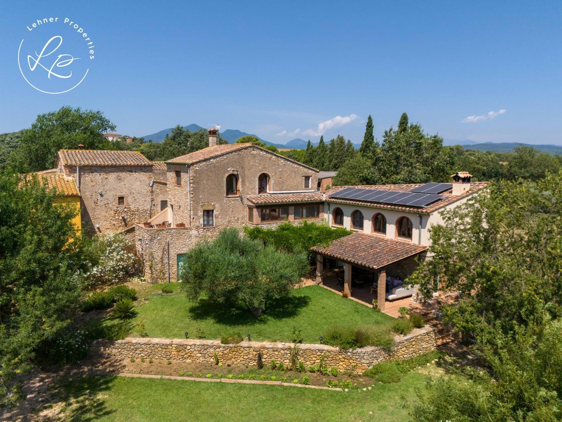 Country House in Navata, Catalonia, Spain 5 - 18400472