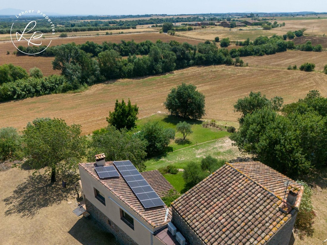 Country House in Navata, Catalonia, Spain 4 - 18400472