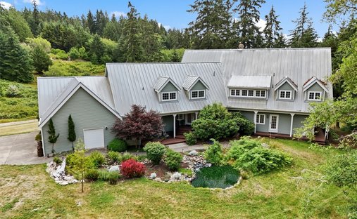 House in Anderson Island, Washington, United States 1