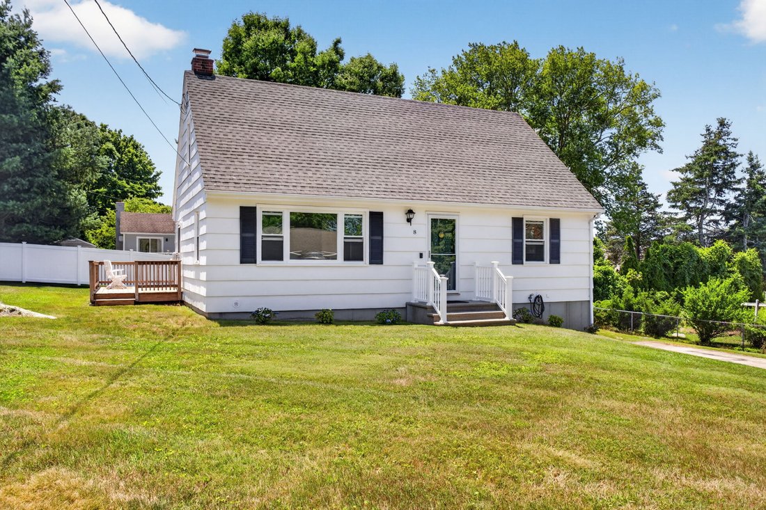 House in Groton, Connecticut, United States 2 - 18402590