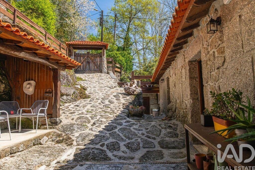 Farm Ranch in Freitas e Vila Cova, Braga, Portugal 5 - 18389041