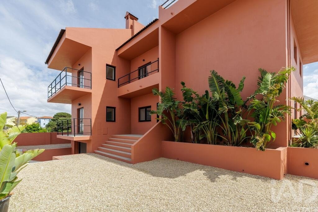 Townhouse in Charneca de Caparica e Sobreda, Setubal, Portugal 2 - 17842635