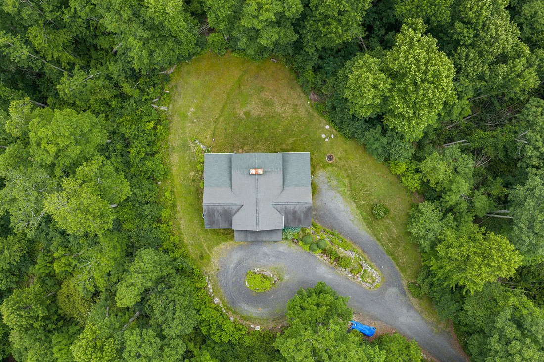 House in Newland, North Carolina, United States 5 - 18400793
