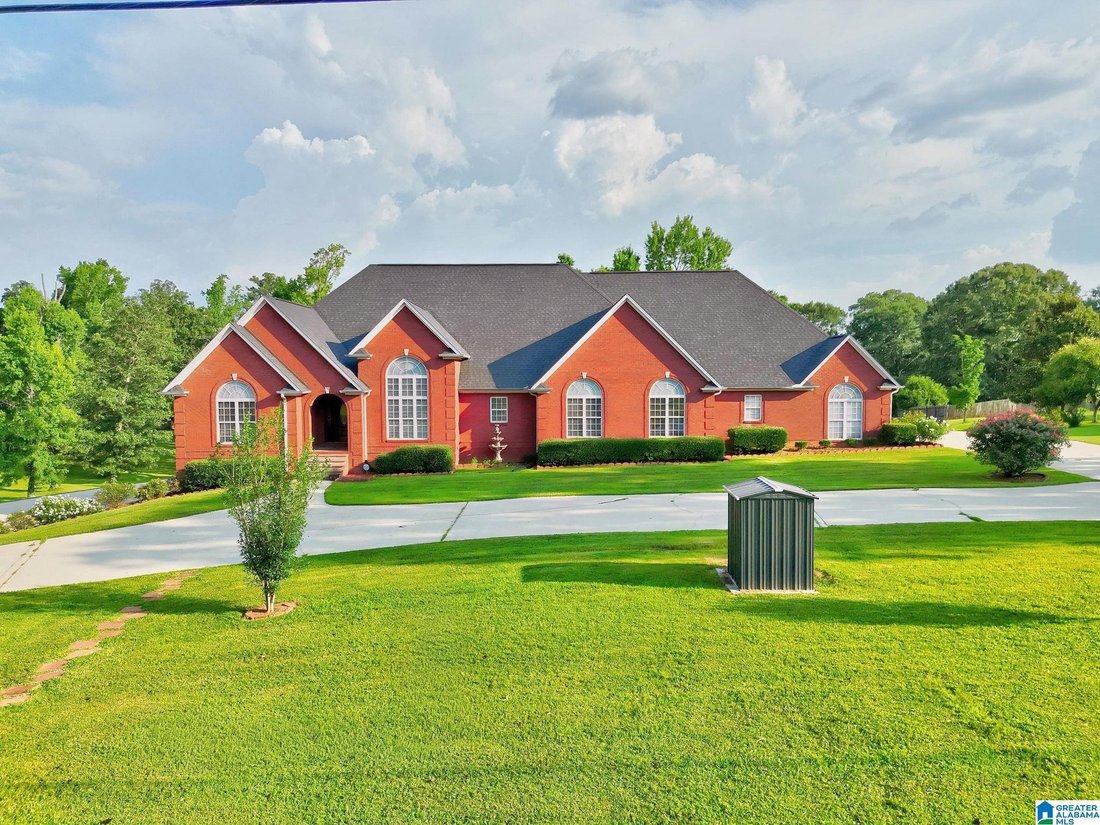 House in Clanton, Alabama, United States 2 - 18401261