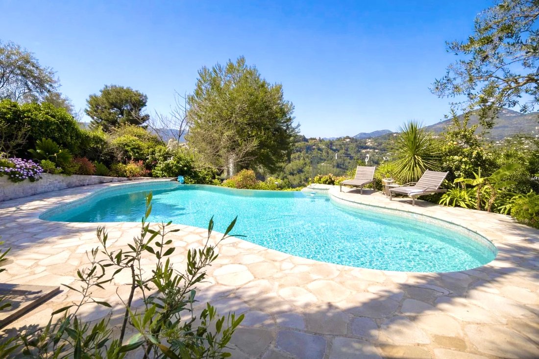Villa in Nice, Provence-Alpes-Côte d'Azur, France 1 - 18400765