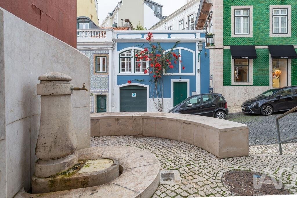 Apartment in Santo Antonio, Lisbon, Portugal 5 - 18402215