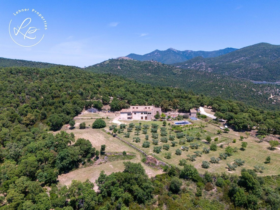 Country House in la Jonquera, Catalonia, Spain 3 - 18288389