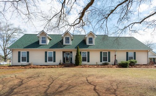 House in Lincoln, Alabama, United States 1