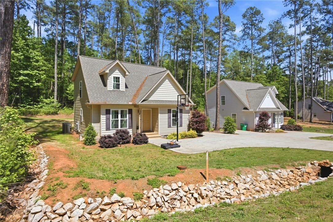 House in Seneca, South Carolina, United States 1 - 18402114