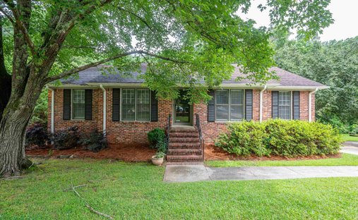 House in Mountain Brook, Alabama, United States 1