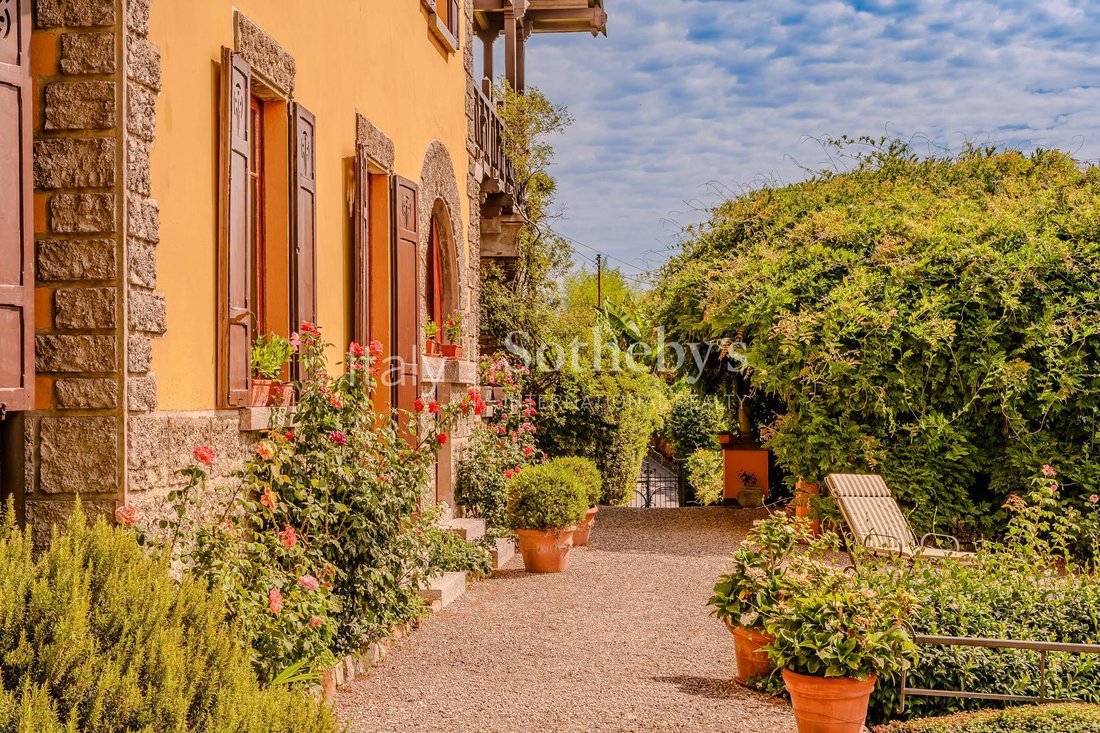 House in Ghiffa, Piedmont, Italy 2 - 18400788
