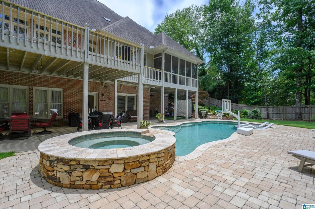 House in Hoover, Alabama, United States 3 - 18401095