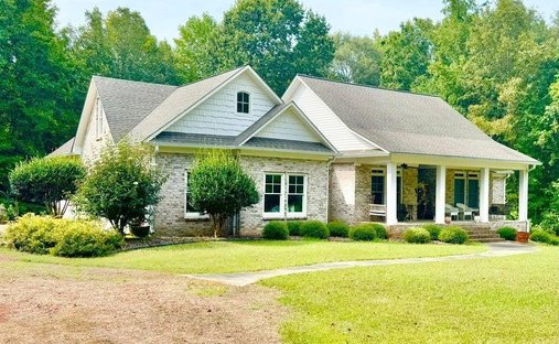 House in Alexander City, Alabama, United States 1