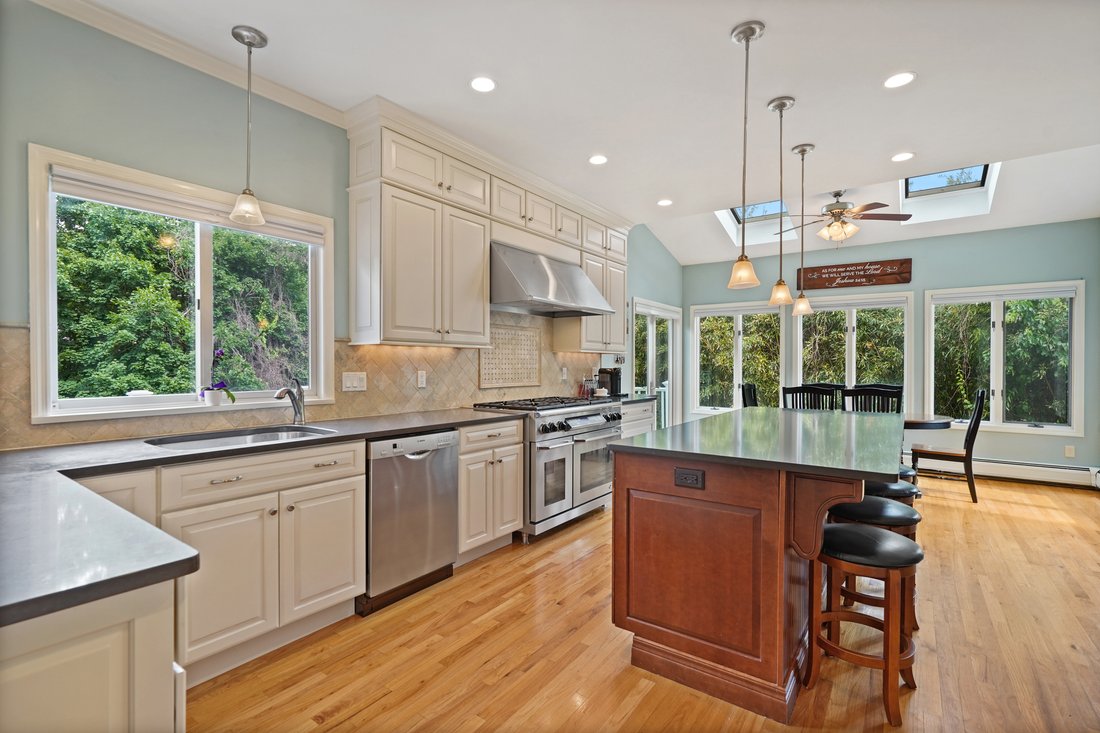 House in Ridgefield, Connecticut, United States 2 - 18401592