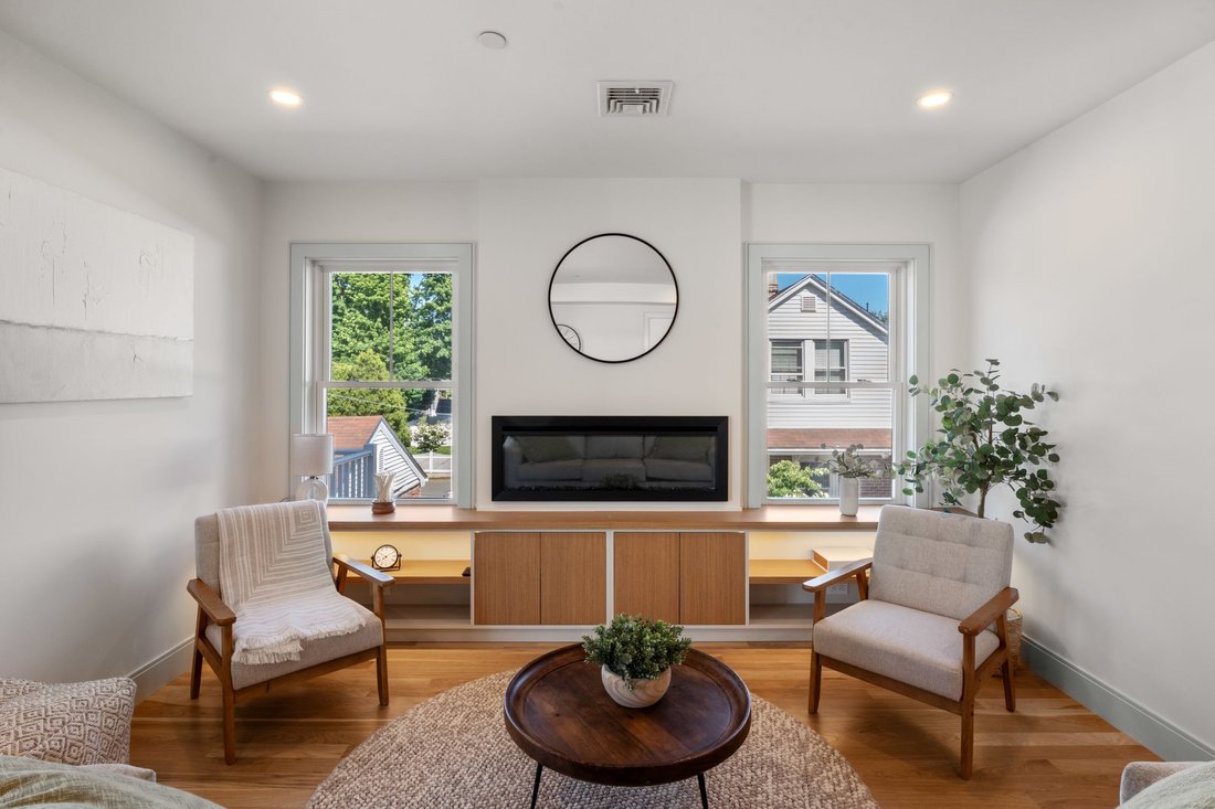 Condo in Stoneham, Massachusetts, United States 3 - 17754086