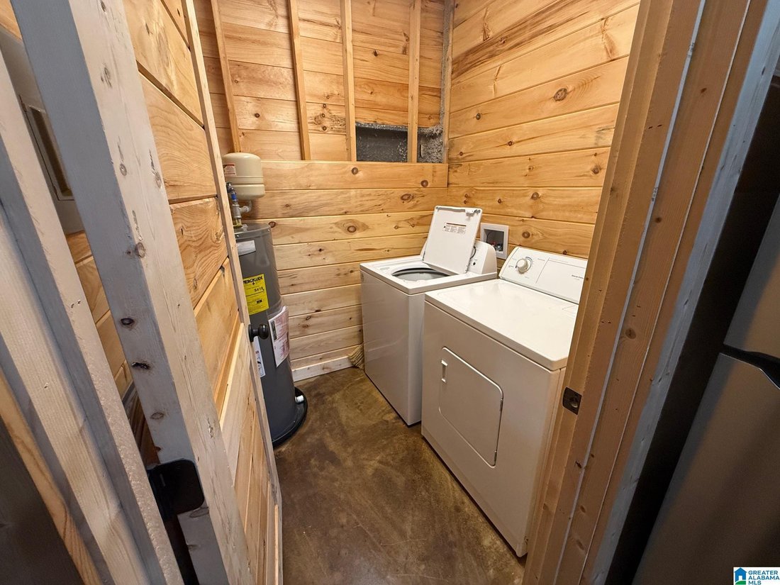 Piedmont, Alabama, United States 5 - 18400937