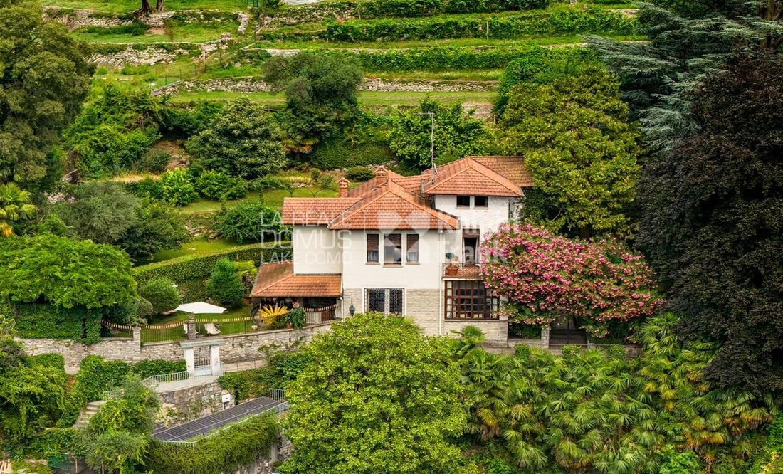 Villa in Pognana Lario, Lombardy, Italy 2 - 17356020