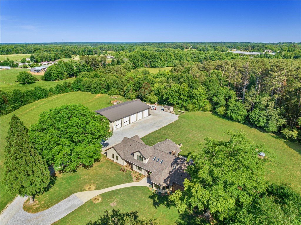 House in Seneca, South Carolina, United States 2 - 18402086