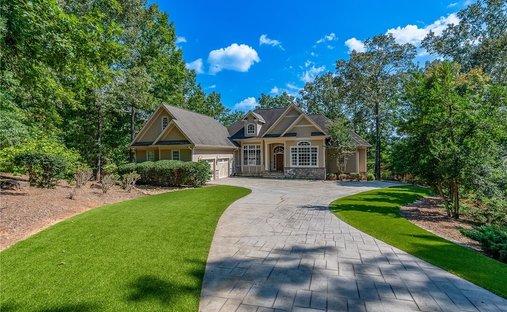 House in Salem, South Carolina, United States 1