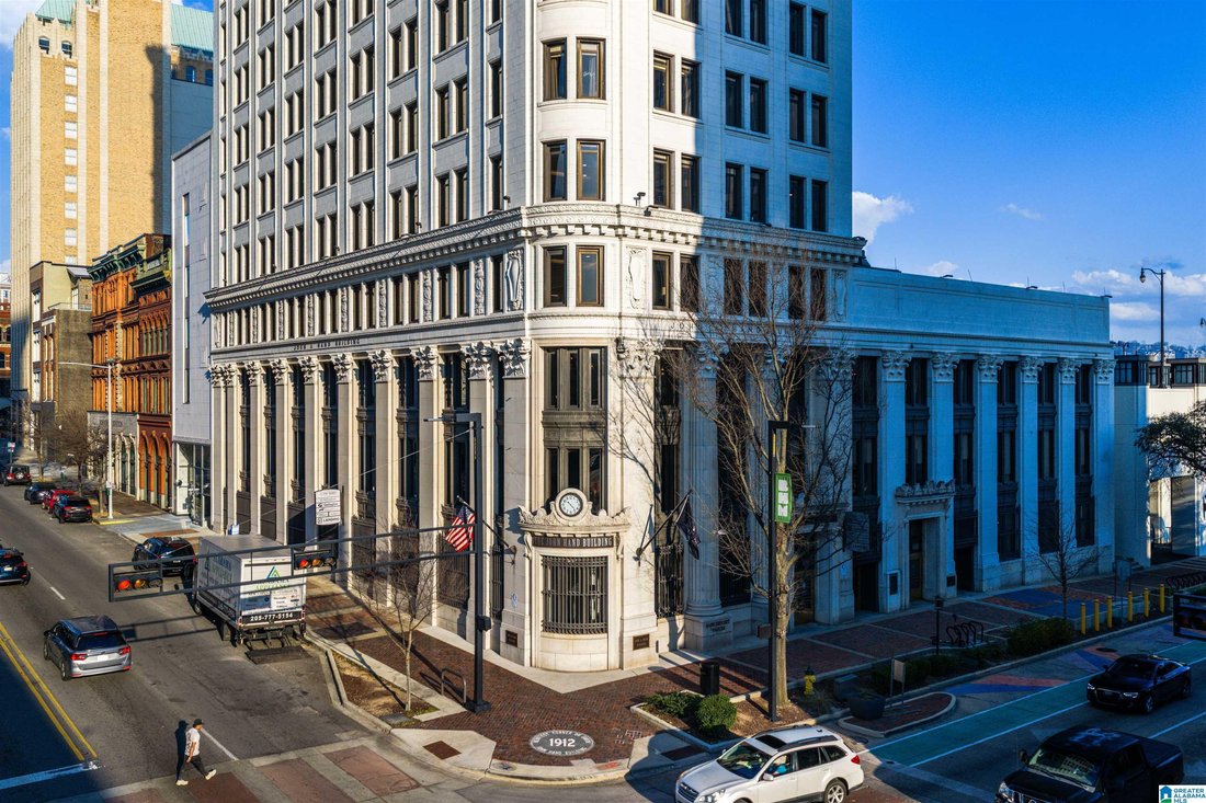 Condo in Birmingham, Alabama, United States 2 - 18401679