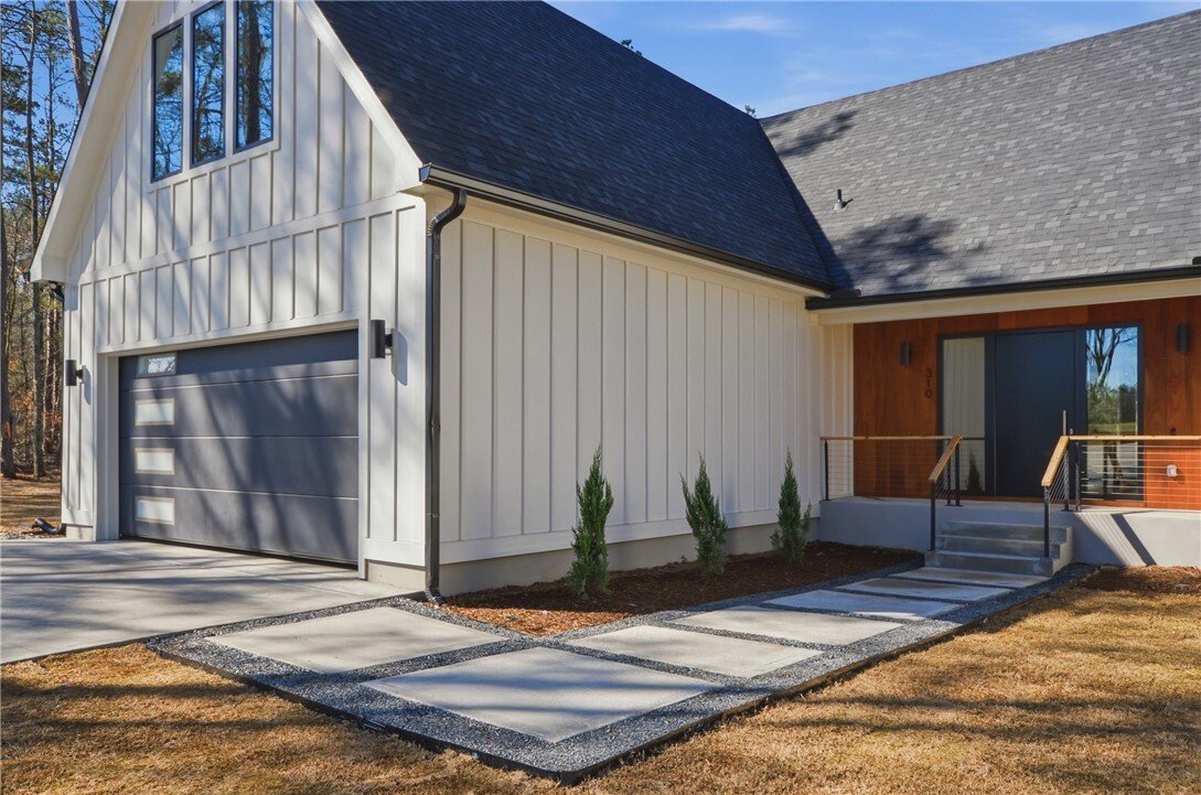 House in Fountain Inn, South Carolina, United States 2 - 18402137