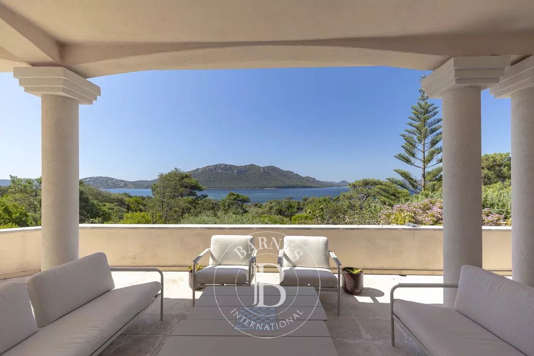 Villa in Lecci, Corsica, France 3 - 12664562