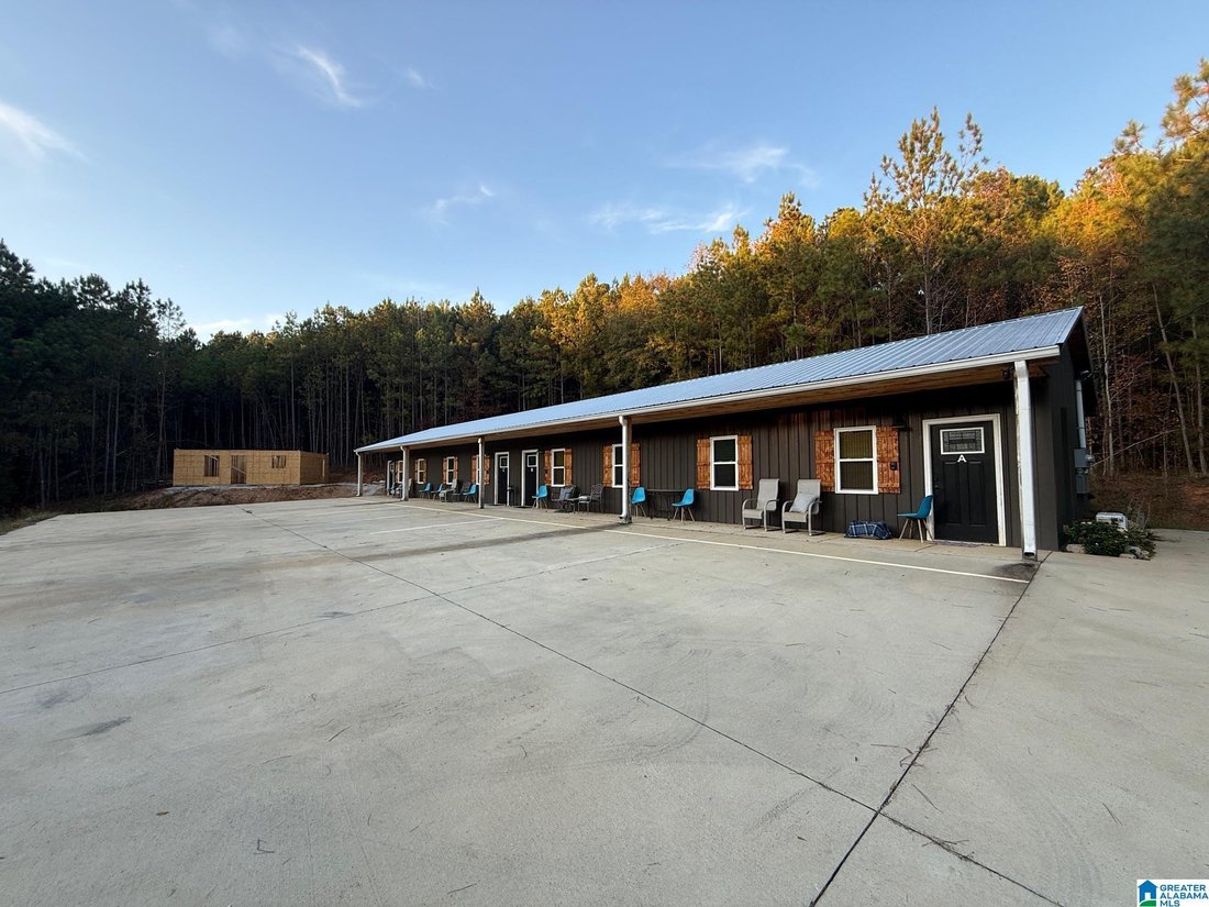 Piedmont, Alabama, United States 2 - 18400937