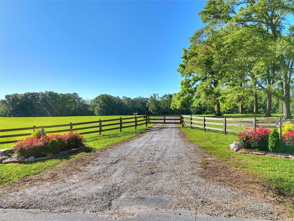 House in Laurens, South Carolina, United States 3 - 18401856