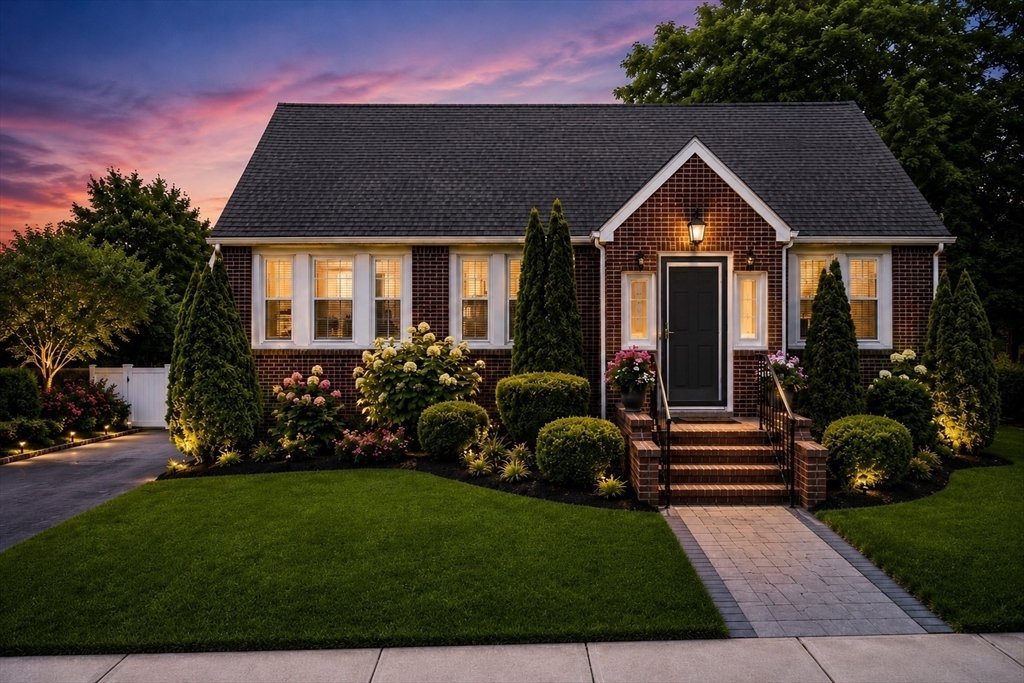 House in Watertown, Massachusetts, United States 3 - 18396694
