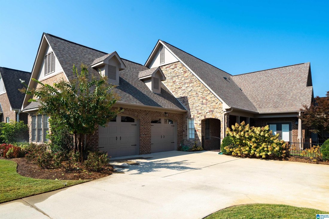 House in Hoover, Alabama, United States 1 - 18402281