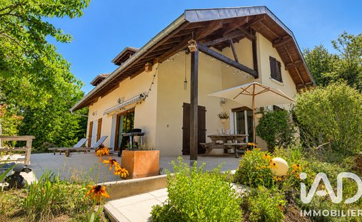 House in Les Ollieres, Filliere, France 1