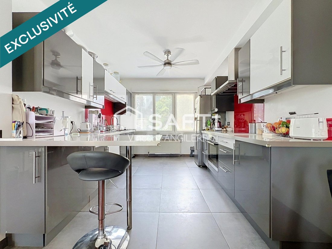 House in Chatou, Ile-de-France, France 4 - 18402460
