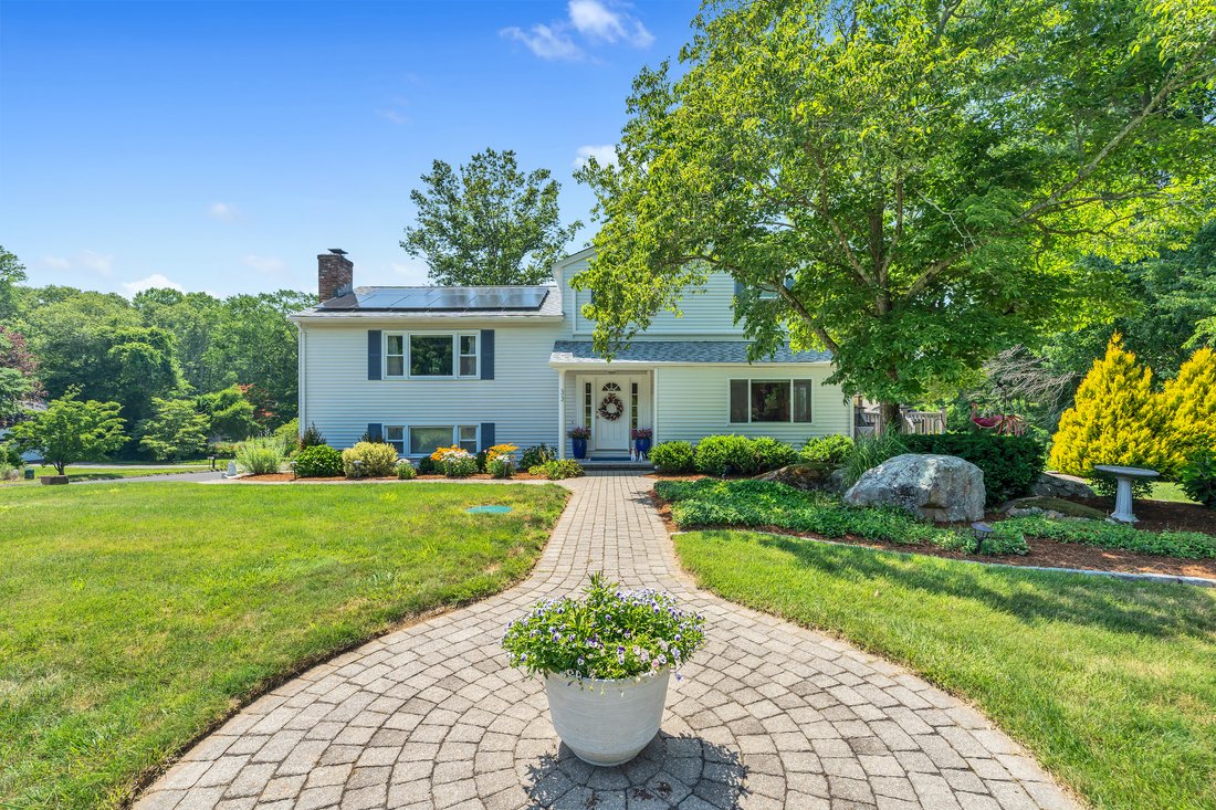 House in East Lyme, Connecticut, United States 2 - 18401591